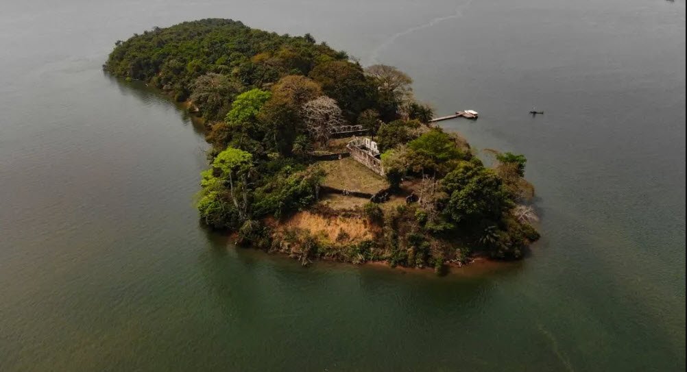 Bunce Island, Off the coast near Freetown, Sierra Leone